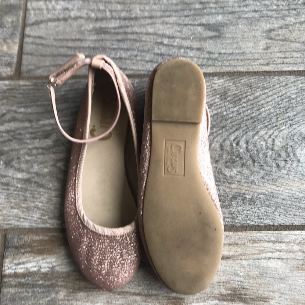 ✨HP✨Circus by Sam Edelman Slippers - Picture 2 of 3